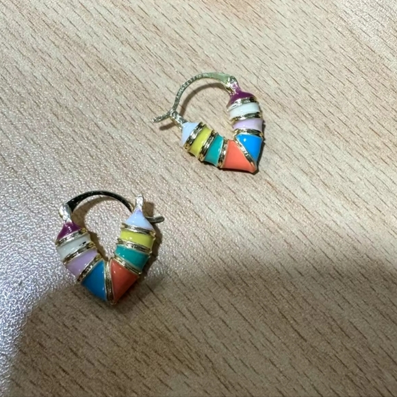 Heart Earrings - Picture 3 of 7